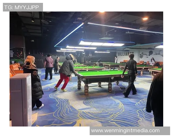 德黑兰独立队与阿赫利球队激战在即谁将赢得这场焦点对决